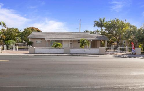 502 Congress Ave, West Palm Beach FL  33401-2904 exterior