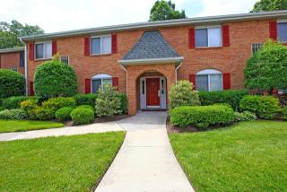525 Dartmoor Dr, Newport News VA  23608-8003 exterior