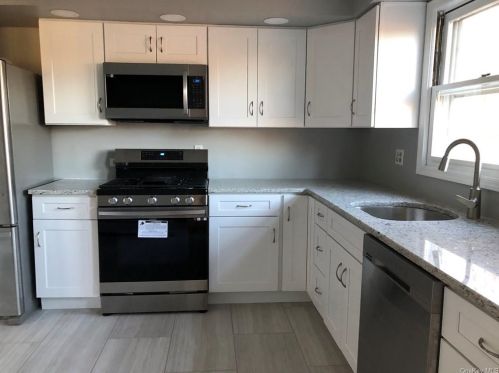 102 Ramapo Rd, Garnerville NY  10923-2130 exterior