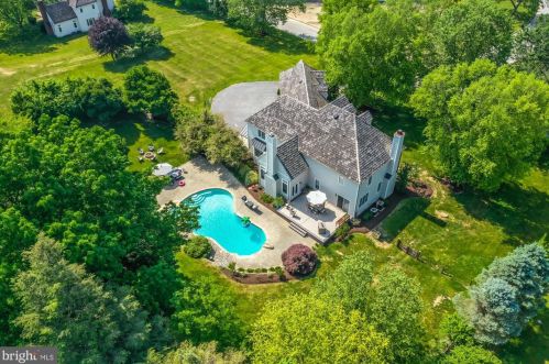 110 Blackshire Rd, Kennett Sq, PA 19348-1669