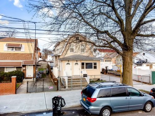 120-41 146th St, Jamaica, NY 11436-3470
