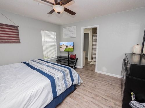 3241 Sanoma Dr, Lakeland FL 33811-1820 exterior