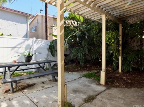 362 Orizaba Ave, Long Beach CA 90803-5854 exterior