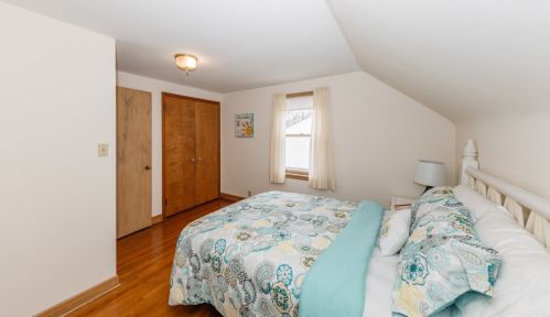 2551 95, Milwaukee WI 53227-2339 exterior