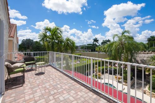 15612 16 Ct, Hollywood FL 33027-2347 exterior