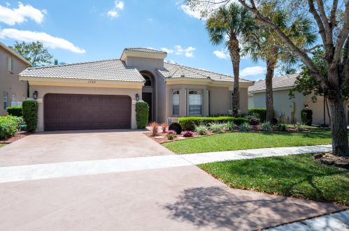 1725 Annandale Cir, West Palm Beach, FL 33411-6108