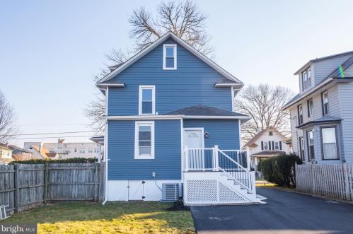 15 Beechwood Ave, Camden NJ  08107-1318 exterior