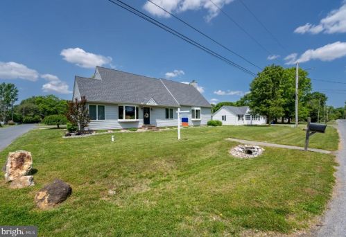 125 Rustic Ln, Dover, DE 19901-8748