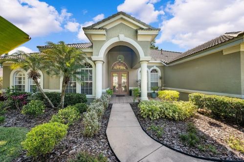 19801 Wetherby Ln, Lutz FL  33549-9329 exterior