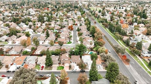 7229 Sutherland Way, Elk Grove CA  95758-4415 exterior