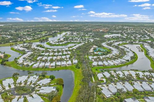 1933 York Ln, Palm City FL  34990-7543 exterior