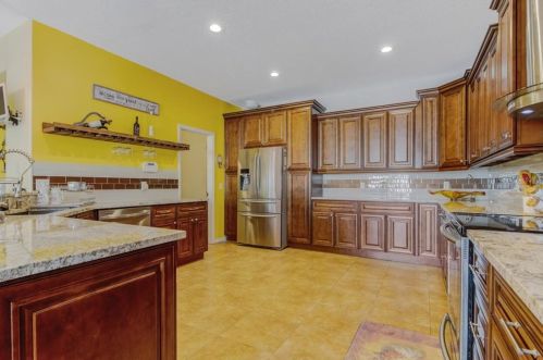 2094 Keel Way, Kissimmee FL 34744-5930 exterior