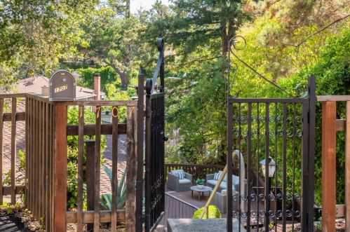 1707 Valley View Ave, Belmont, CA 94002-1939