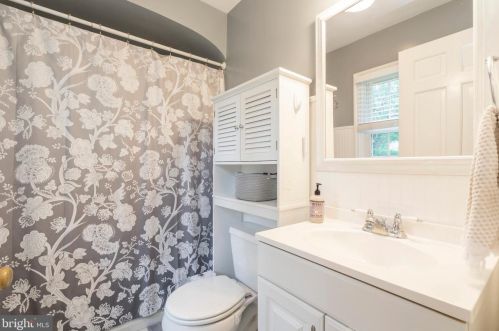 501 Rosedale Dr, Pottstown PA  19464-2909 exterior