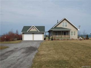 12141 Ruby Ln, Lyndonville, NY 14098-9325