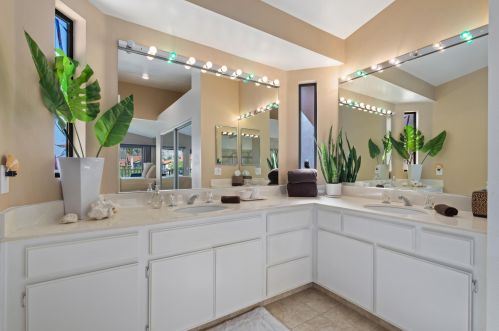 55297 Tanglewood, La Quinta CA  92253-4742 exterior