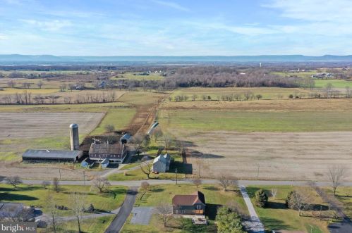 13218 Gearhart Rd, Upton PA  17225-9518 exterior