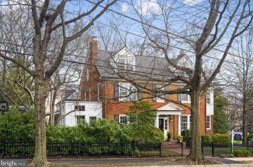 2901 34th St, Washington, DC 20008-3510