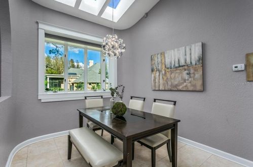 18604 Avenue Monaco, Lutz FL  33558-5316 exterior