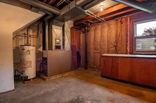 437 Line St, Hermitage PA  16150-1208 exterior