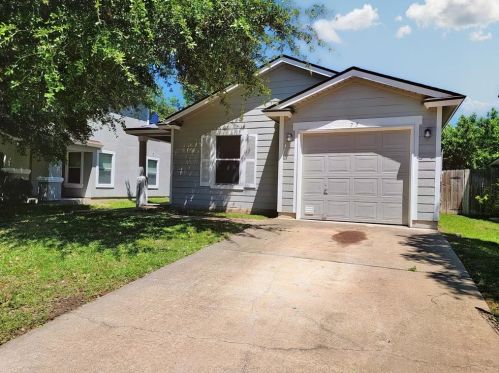77 Jan Ln, Georgetown TX  78626-8107 exterior