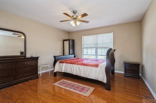45 Devon Dr, East Brunswick NJ  08816-5329 exterior