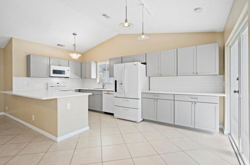 184 Greentree Cir, Jupiter FL  33458-5563 exterior