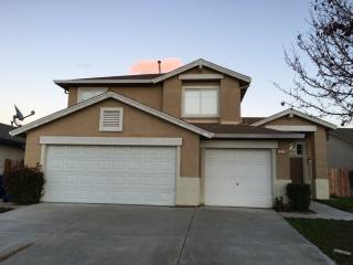 13658 Jasper St, Lathrop, CA 95330-9155