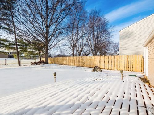 3631 Christopher Pl, Darbydale OH  43123-2427 exterior