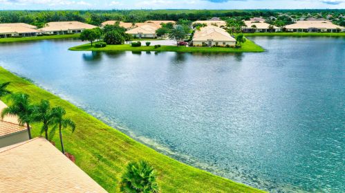 2314 Windjammer Way, West Palm Beach, FL 33411-1812