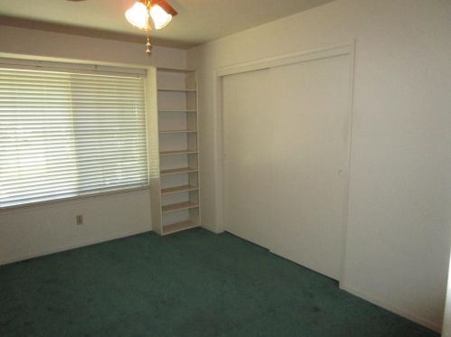 1931 San Gabriel Ave, Clovis CA  93611-4124 exterior