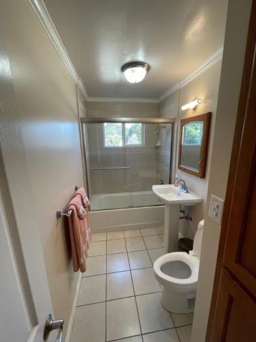 300 Alta Vista Dr, South San Francisco CA  94080-5662 exterior