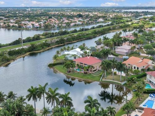 1333 175th Way, Hollywood FL  33029-4824 exterior