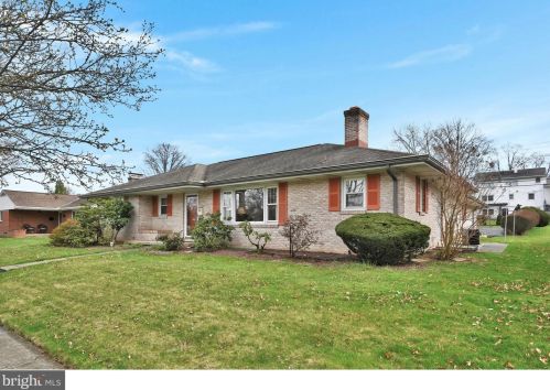 520 Maple Ave, Swatara, PA 17033-1743