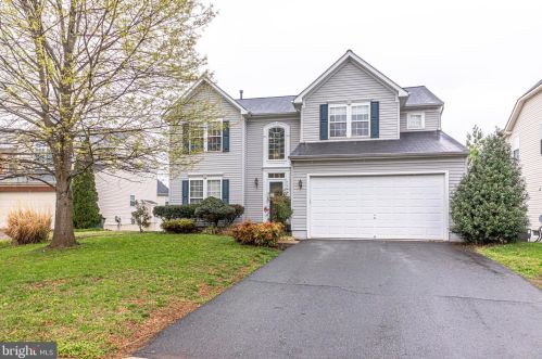 7318 Early Marker Ct, Gainesville, VA 20155-1865