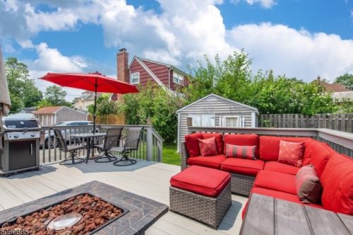 77 1st Ave, West Paterson NJ  07424-1531 exterior