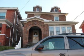 1108 Gaston Ave, Cambridge, OH 43725-2430