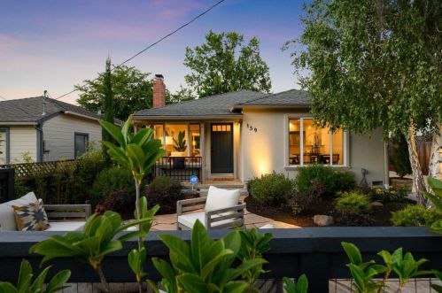159 Nimitz Ave, Redwood City, CA 94061-3542