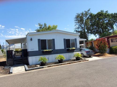 6045 Declaration Cir, Citrus Heights CA  95621-4707 exterior