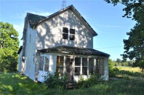 516 Main St, Granton, WI 54436-7843