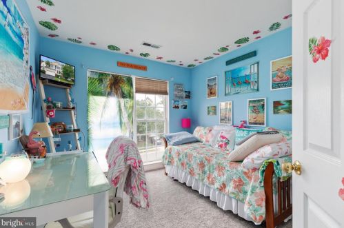 6465 Ashby Grove Loop, Haymarket VA  20169-3211 exterior