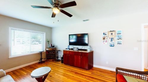 861 Avenue H, Winter Haven FL  33881-4252 exterior