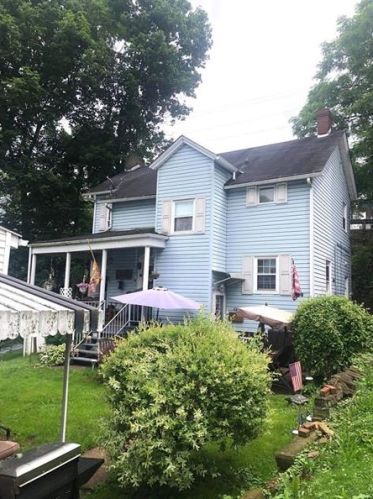 425 4th St, Monongahela, PA 15063-2523