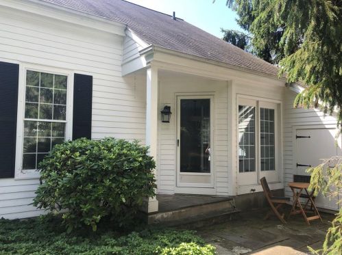 8 Millay Ct, Litchfield, CT 06759-3316