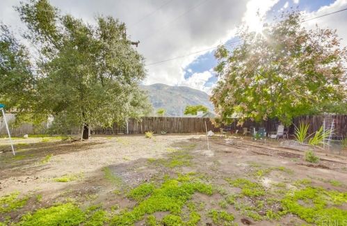 15613 Hawley Ct, El Cajon CA  exterior