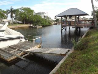 13930 Barnard Ave, Port Richey, FL 34667-1306