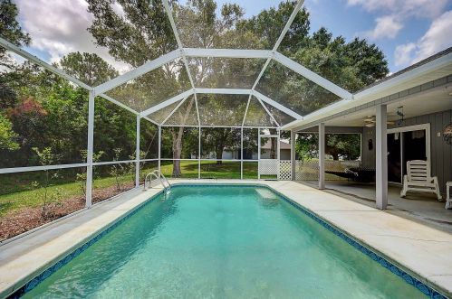 4220 61st Ave, Vero Beach, FL 32967-8811