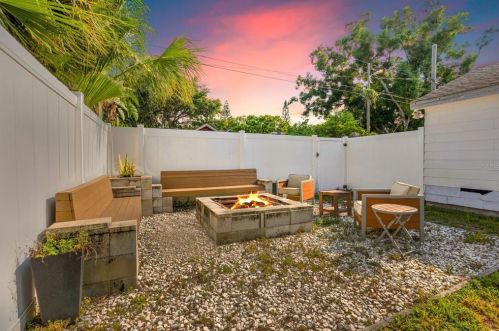 3210 7th Ave, Saint Petersburg, FL 33713-6620