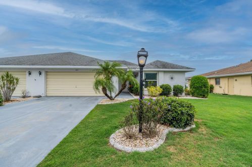 1614 Faxton Dr, Ruskin, FL 33573-5068