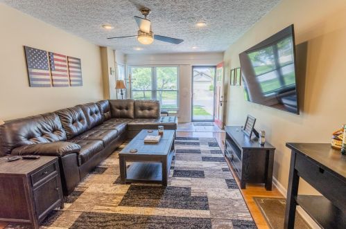 4346 Jeney Pl, Darbydale, OH 43123-2900